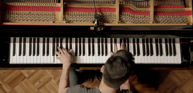 android piano advert